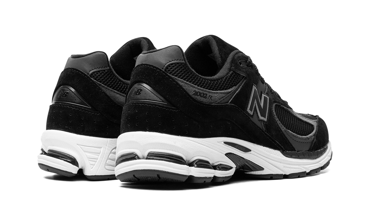 2002R "Black / Gunmetal" M2002RBK
