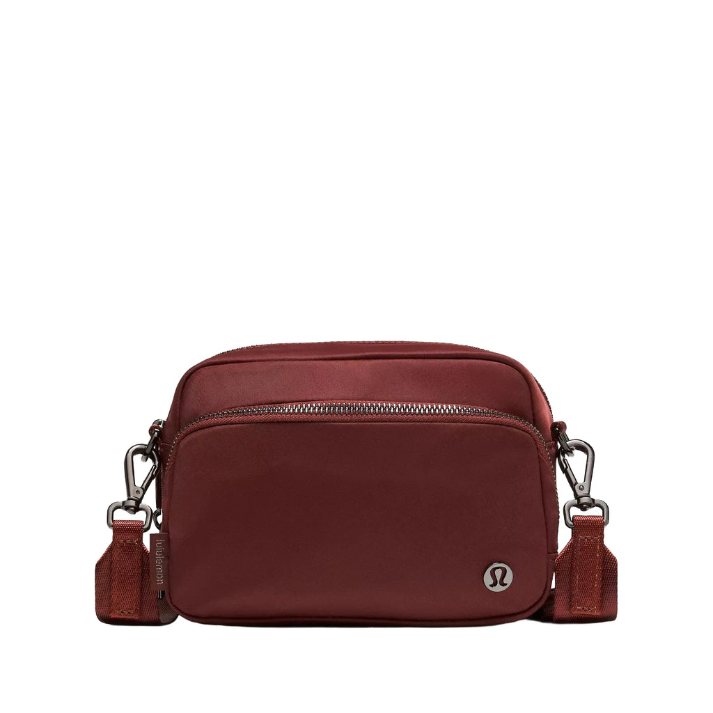 Lululemon Everywhere Crossbody Bag 2L Metal Hardware in Rockwood/Gunmetal